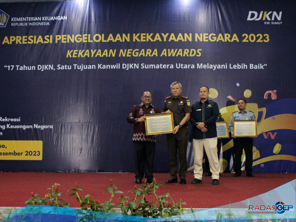 Kejati Sumut Raih Pemenang I Kategori Pengelolaan BMN Yang Produktif dari DJKN Sumut